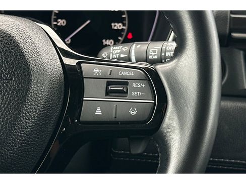 Certified 2025 Honda Pilot EX-L image 39