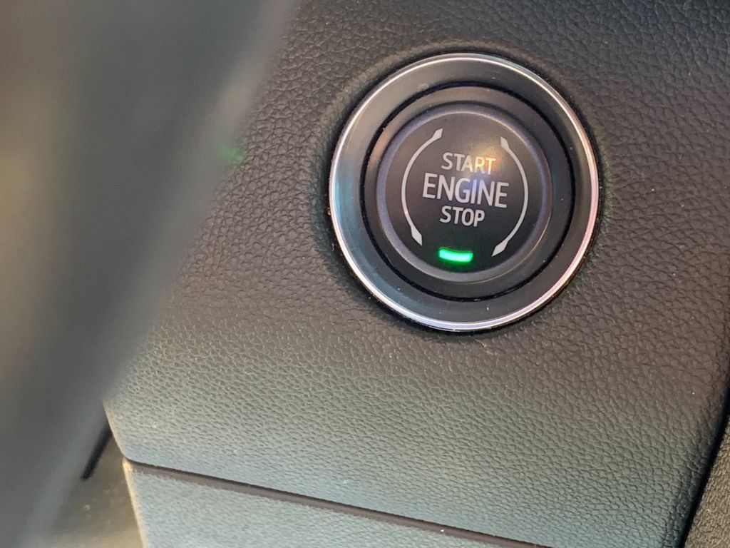 Used 2025 GMC Acadia Denali w/ Super Cruise Package AWD/4WD image 26