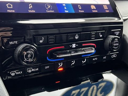 Used 2022 Jeep Grand Cherokee L Limited image 26