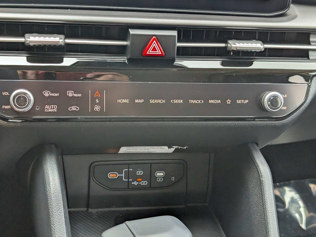 New 2026 Kia Sportage SX FWD image 25