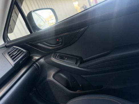 Used 2019 Subaru Crosstrek 2.0i Premium image 34