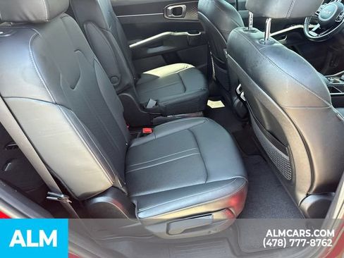 Used 2022 Kia Sorento S FWD image 17