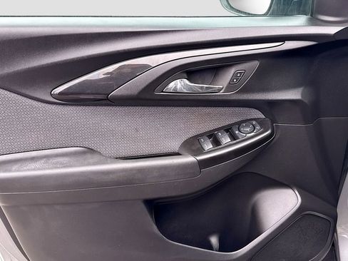 Used 2023 Chevrolet TrailBlazer LT w/ Convenience Package image 25