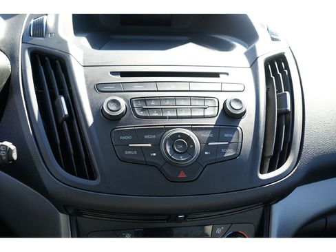 Used 2017 Ford C-MAX SE image 22