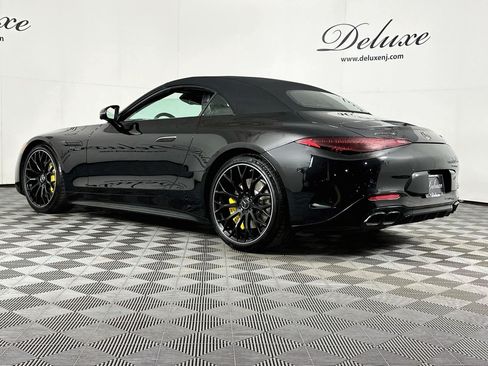 Used 2022 Mercedes-Benz SL 55 AMG 4MATIC image 4