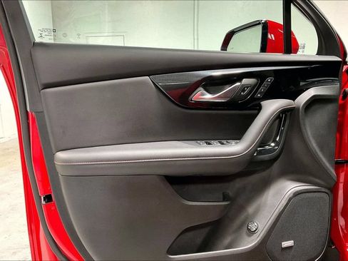Used 2022 Chevrolet Blazer RS w/ Enhanced Convenience Package FWD image 21
