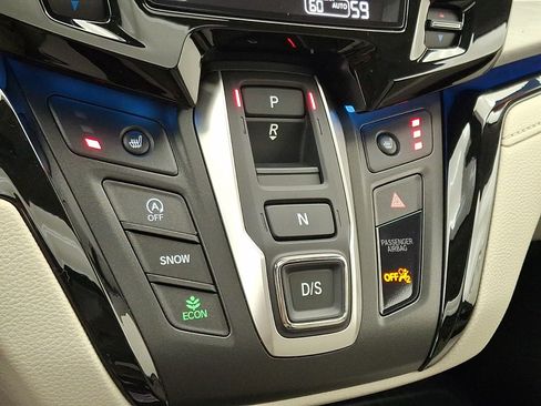 Used 2026 Honda Odyssey Touring image 15