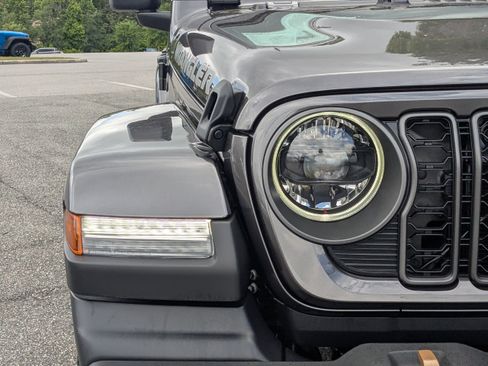 New 2026 Jeep Wrangler Unlimited Sport AWD/4WD image 9