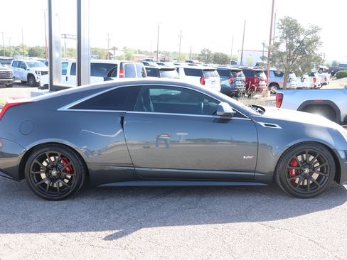 Used 2015 Cadillac CTS V RWD image 8