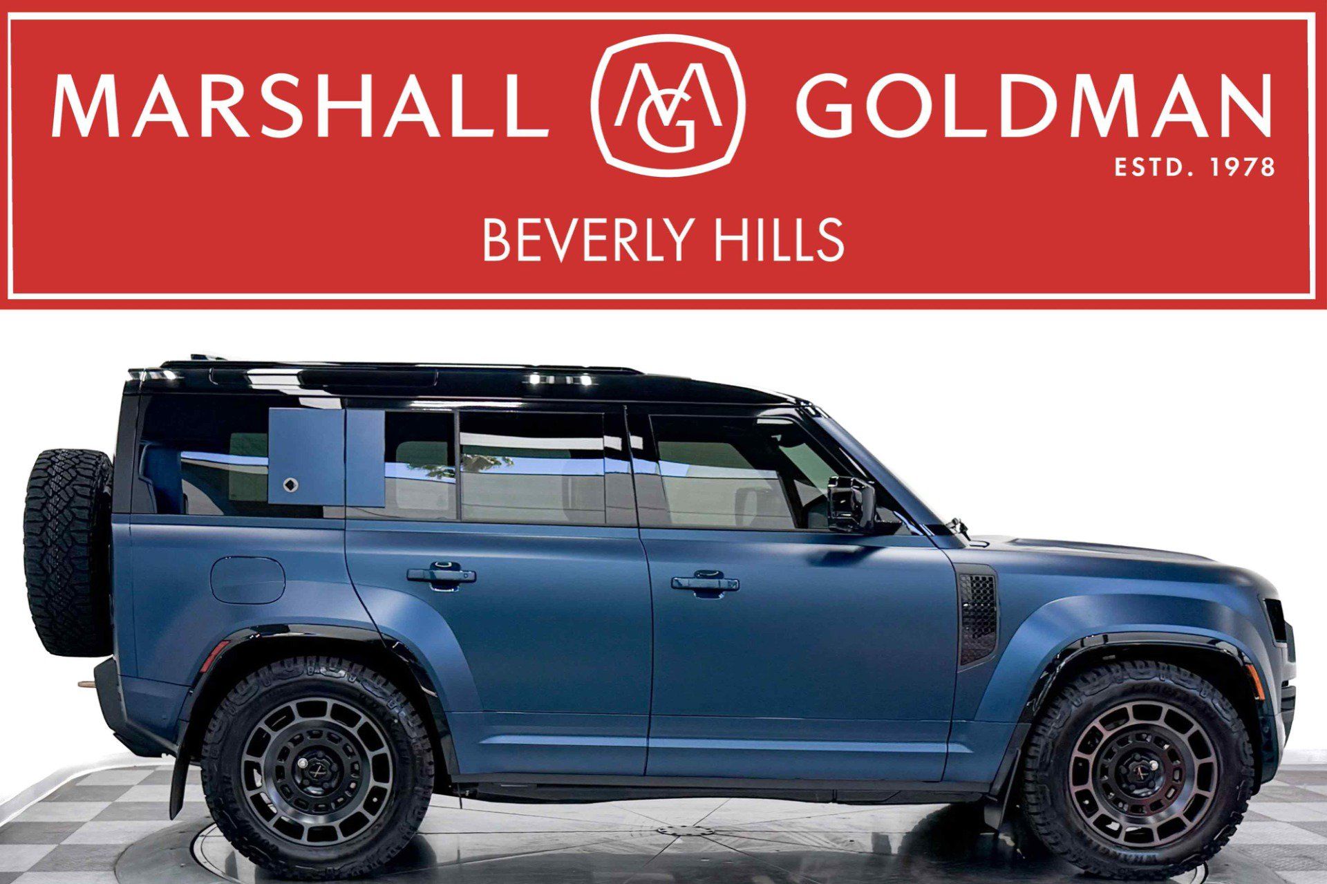 Used 2026 Land Rover Defender 110 AWD/4WD image 1