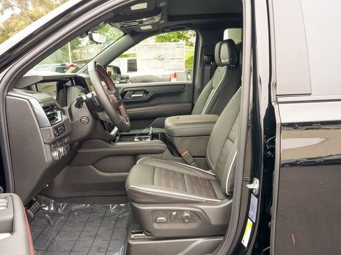 New 2026 GMC Yukon AT4 Ultimate AWD/4WD image 17
