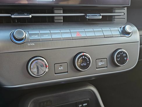 New 2026 Hyundai Kona SE image 22