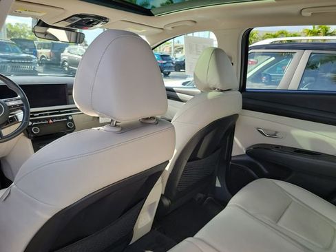 Used 2025 Hyundai Tucson Limited FWD image 10