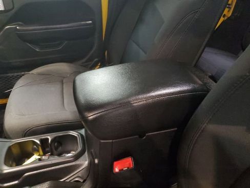 Used 2020 Jeep Wrangler Unlimited Sport S image 27