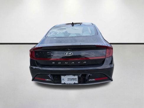 Used 2023 Hyundai Sonata SE FWD image 6