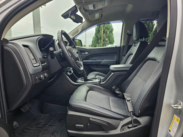 Used 2017 Chevrolet Colorado Z71 AWD/4WD image 25