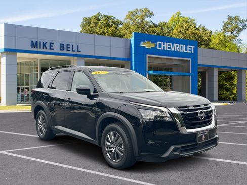 Used 2025 Nissan Pathfinder SV AWD/4WD image 1