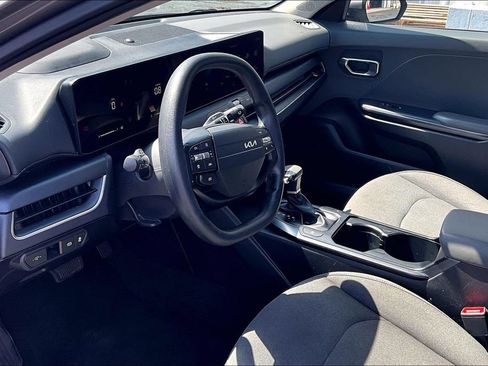 Used 2025 Kia K4 FWD image 16