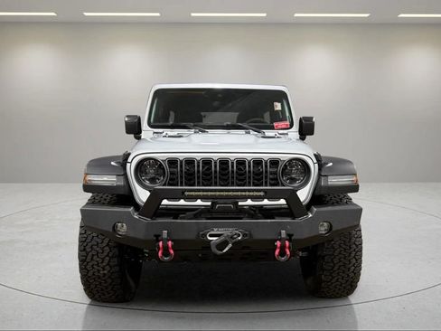 Used 2024 Jeep Wrangler Unlimited Rubicon w/ XTREMEE 35" Tire Package AWD/4WD image 16