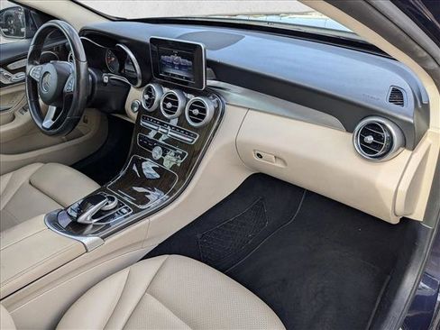 Used 2016 Mercedes-Benz C 300 4MATIC Sedan image 19