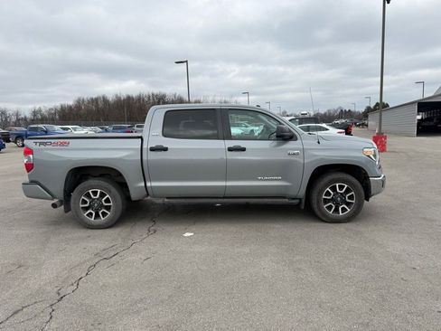 Used 2018 Toyota Tundra SR5 w/ TRD Off Road Package image 6