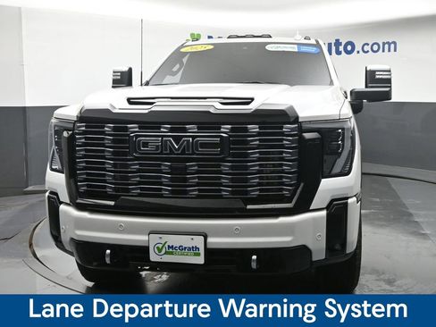 Used 2025 GMC Sierra 3500 Denali Ultimate AWD/4WD image 6