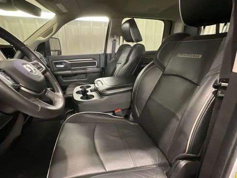 Used 2024 RAM 2500 Laramie w/ Safety Group AWD/4WD image 10