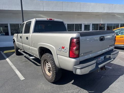 Used 2004 Chevrolet Silverado 2500 LT w/ Skid Plate Package image 5