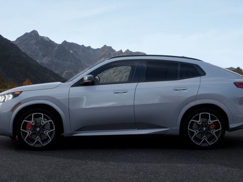 New 2026 BMW X2 xDrive28i w/ Technology Package AWD/4WD image 27