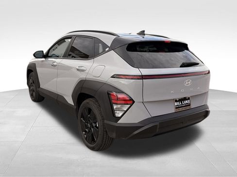 Used 2026 Hyundai Kona SEL Sport FWD image 8