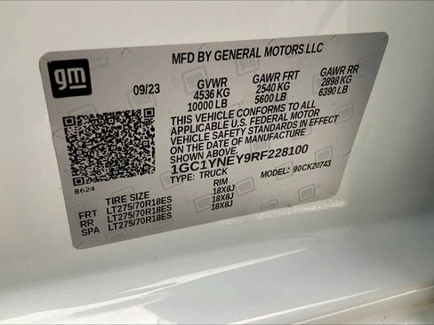 Used 2024 Chevrolet Silverado 2500 LT image 33