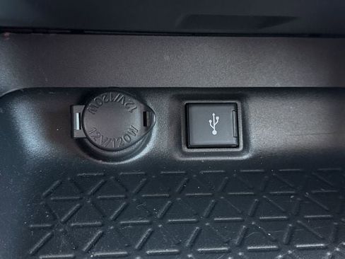 Certified 2022 Toyota RAV4 XLE w/ Convenience Package image 21