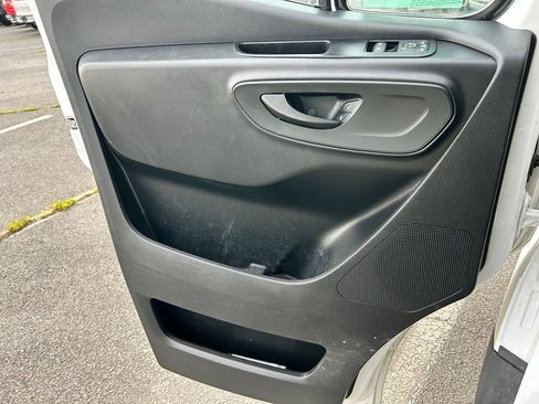 Used 2021 Mercedes-Benz Sprinter 2500 image 16
