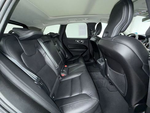 Certified 2024 Volvo XC60 B5 Plus w/ Climate Package image 16