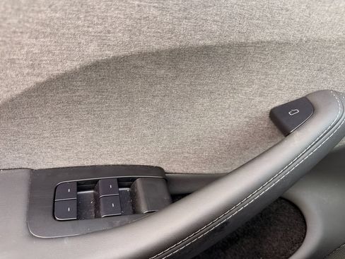 Used 2025 Tesla Model 3 Long Range RWD image 26