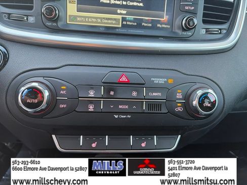 Used 2017 Kia Sorento SX FWD image 16