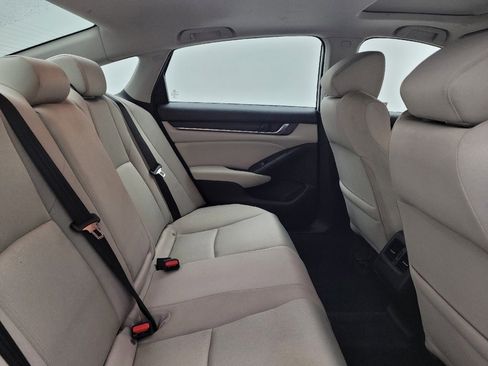 Used 2018 Honda Accord EX image 19