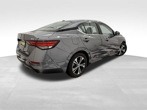 Used 2023 Nissan Sentra SV image 5