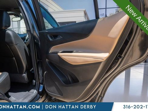 Used 2023 Chevrolet Equinox Premier AWD/4WD image 27