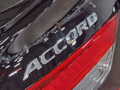 Used 2019 Honda Accord Sport image 25