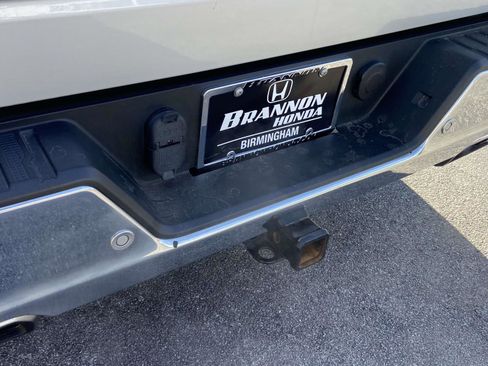 Used 2020 Chevrolet Silverado 1500 LTZ image 9