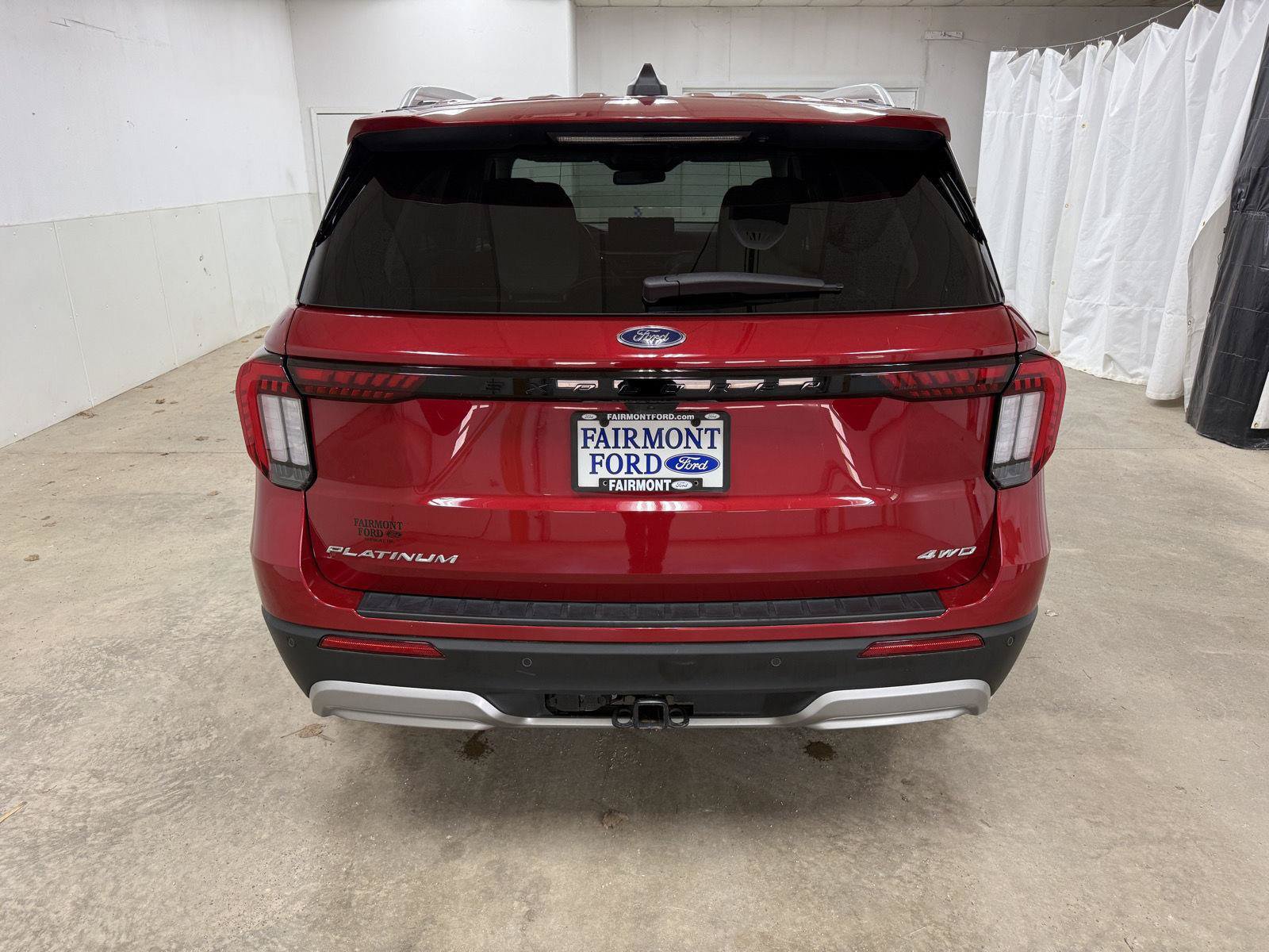 Used 2025 Ford Explorer Platinum w/ LUX Leather Package AWD/4WD image 5