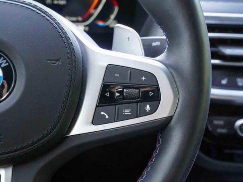 Used 2025 BMW X4 M40i image 22