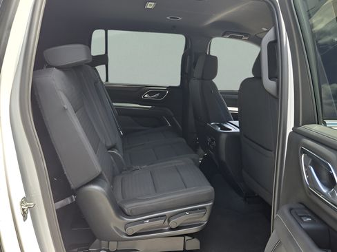 Certified 2023 Chevrolet Suburban LS RWD image 14