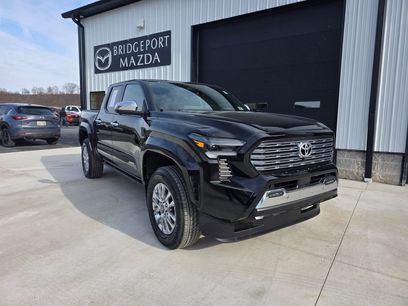 Used 2024 Toyota Tacoma Limited w/ Limited Package (LT)