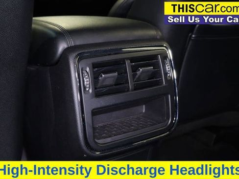 Used 2017 Lincoln Continental Select image 20