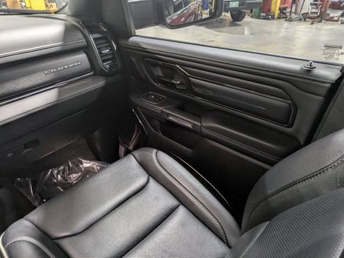 Used 2022 RAM 1500 Limited AWD/4WD image 17