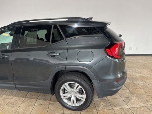 Used 2020 GMC Terrain SLE w/ Driver Convenience Package image 27