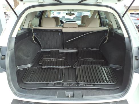 Used 2014 Subaru Outback 2.5i Premium AWD/4WD image 10