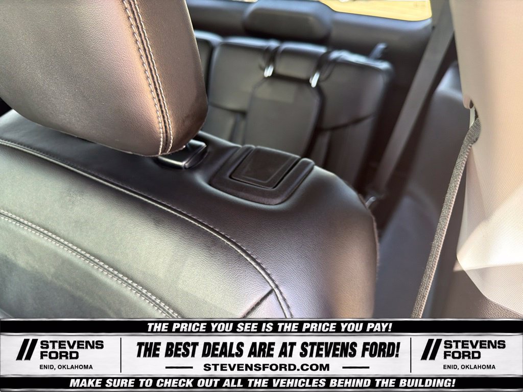 Used 2024 Ford Explorer XLT w/ Equipment Group 202A AWD/4WD image 36
